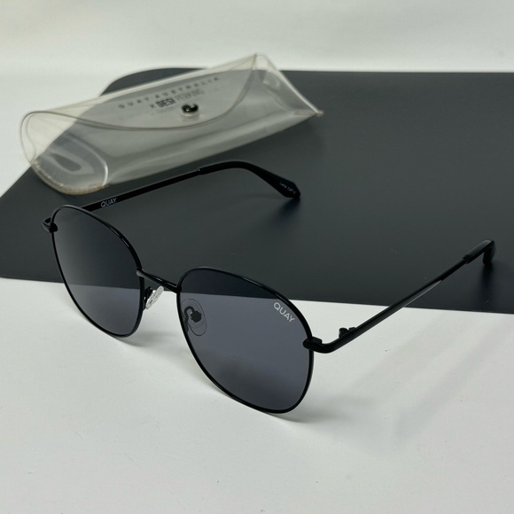 Quay Australia JEZABELL Polarized excellent condition - Picture 2 of 13